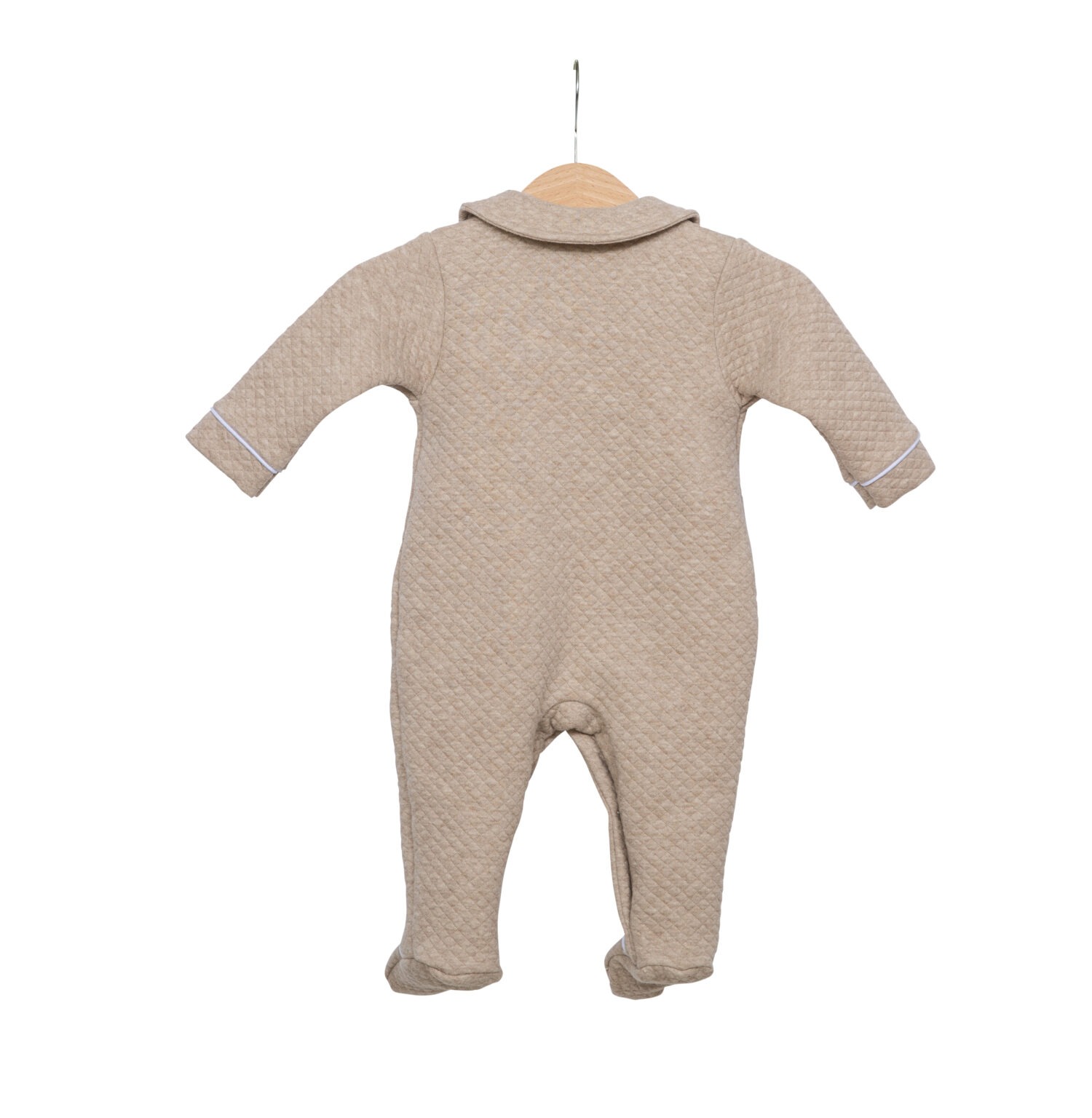 living-nature-babykledij-babypakje-losange-doorstikte stof-camel-beige