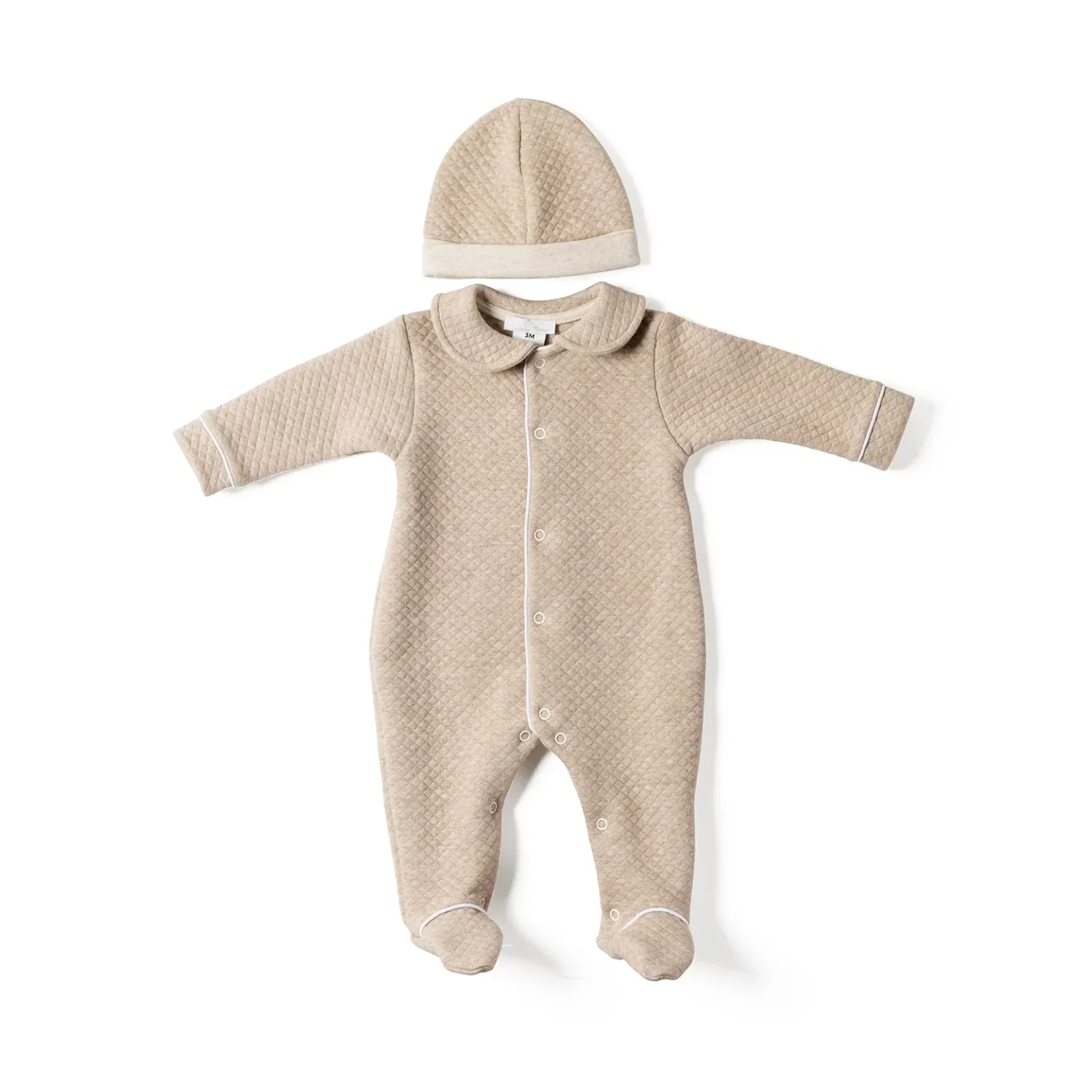 living-nature-babykledij-babypakje-losange-doorstikte stof-camel-beige